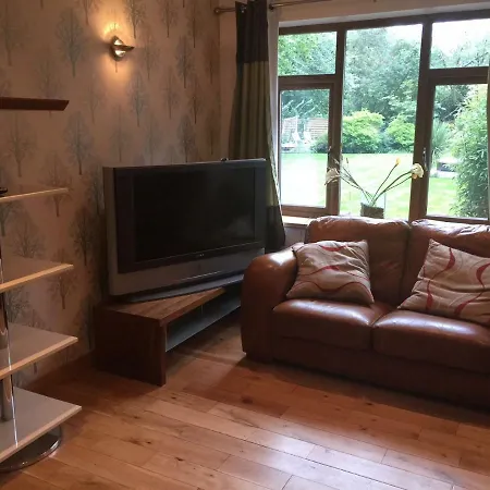 The Old Vicarage Lodge-2